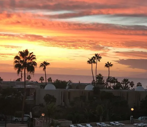 In Tenerife Apartament Playa de las Americas (Tenerife)