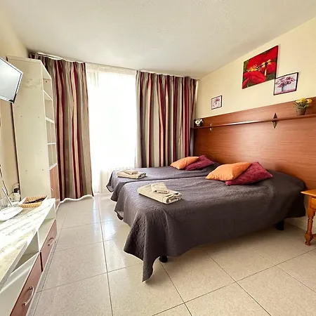 Апартаменти In Tenerife *